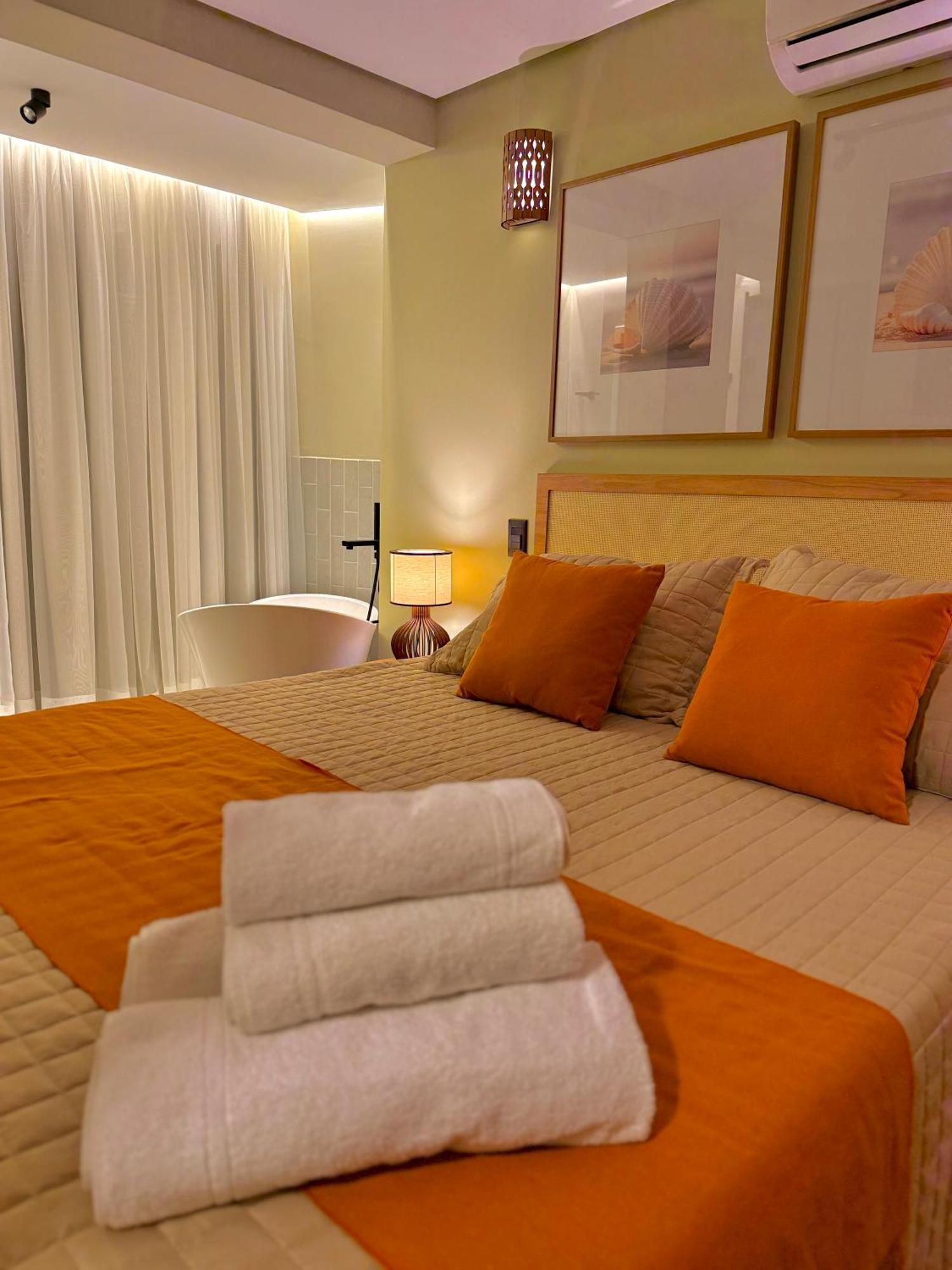 Luna Hotel Boutique - Frente A Praia Guaruja Exterior photo