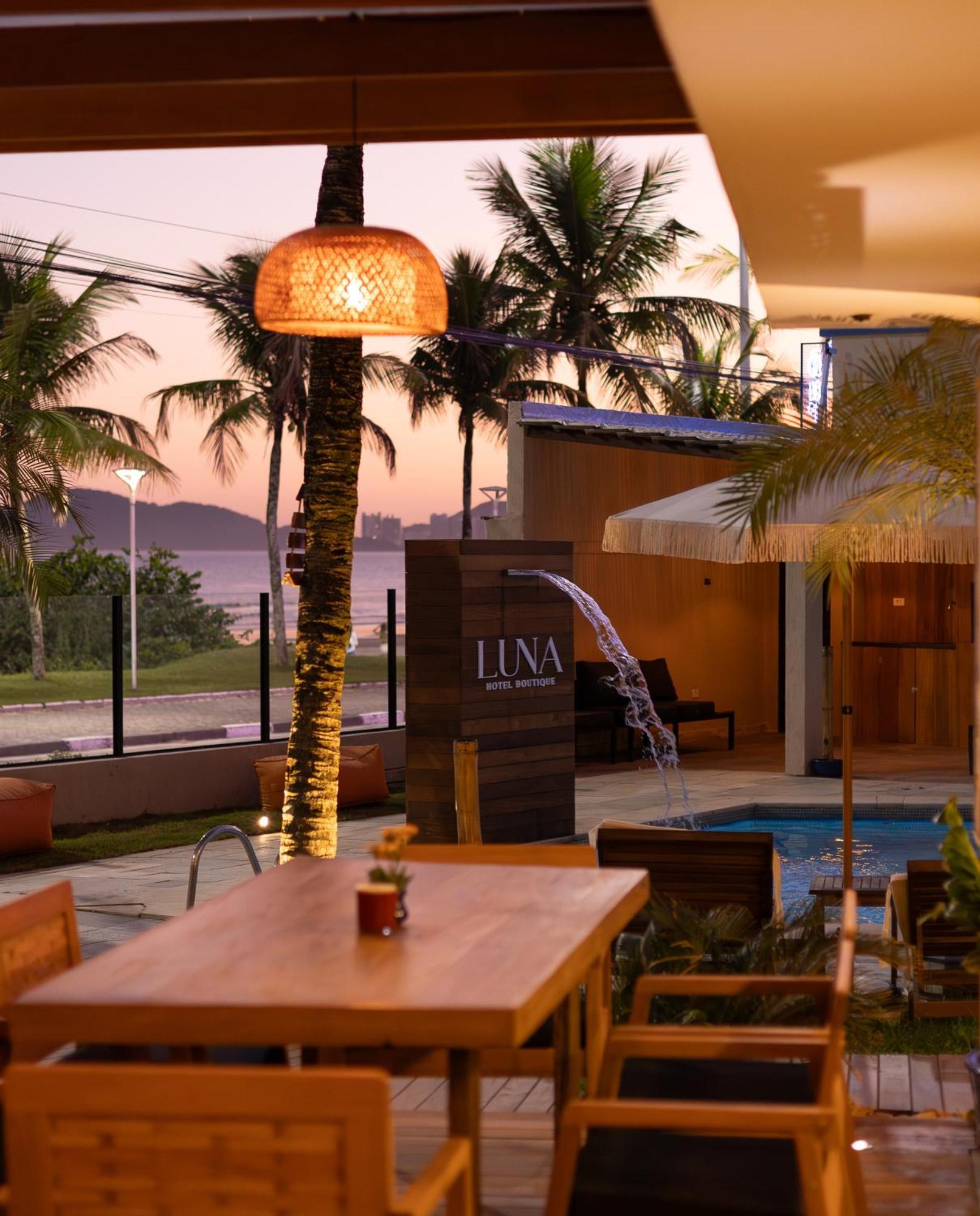 Luna Hotel Boutique - Frente A Praia Guaruja Exterior photo